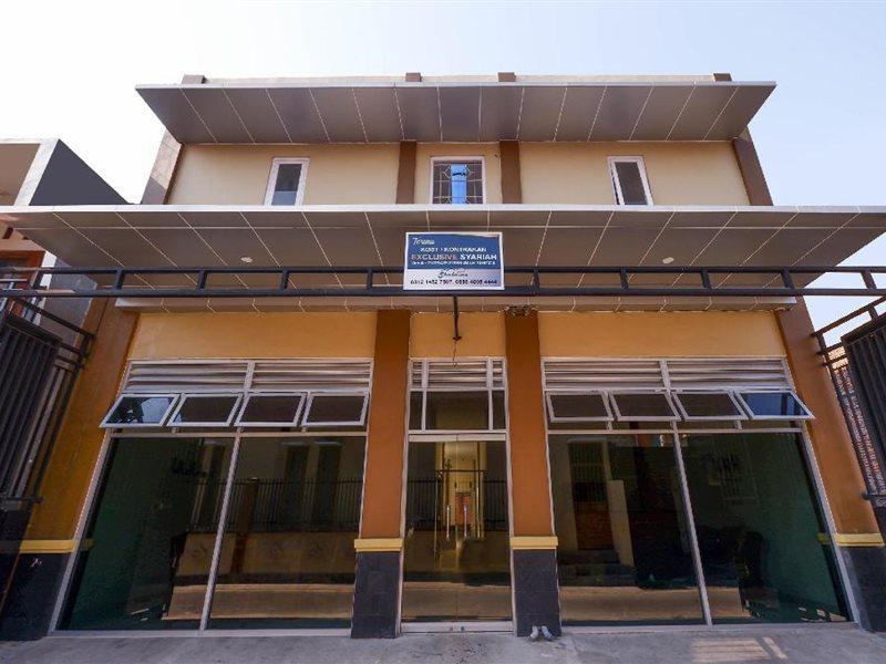 Super Oyo 1506 Shabrina 2 Syariah Hotel Surakarta  Exterior photo