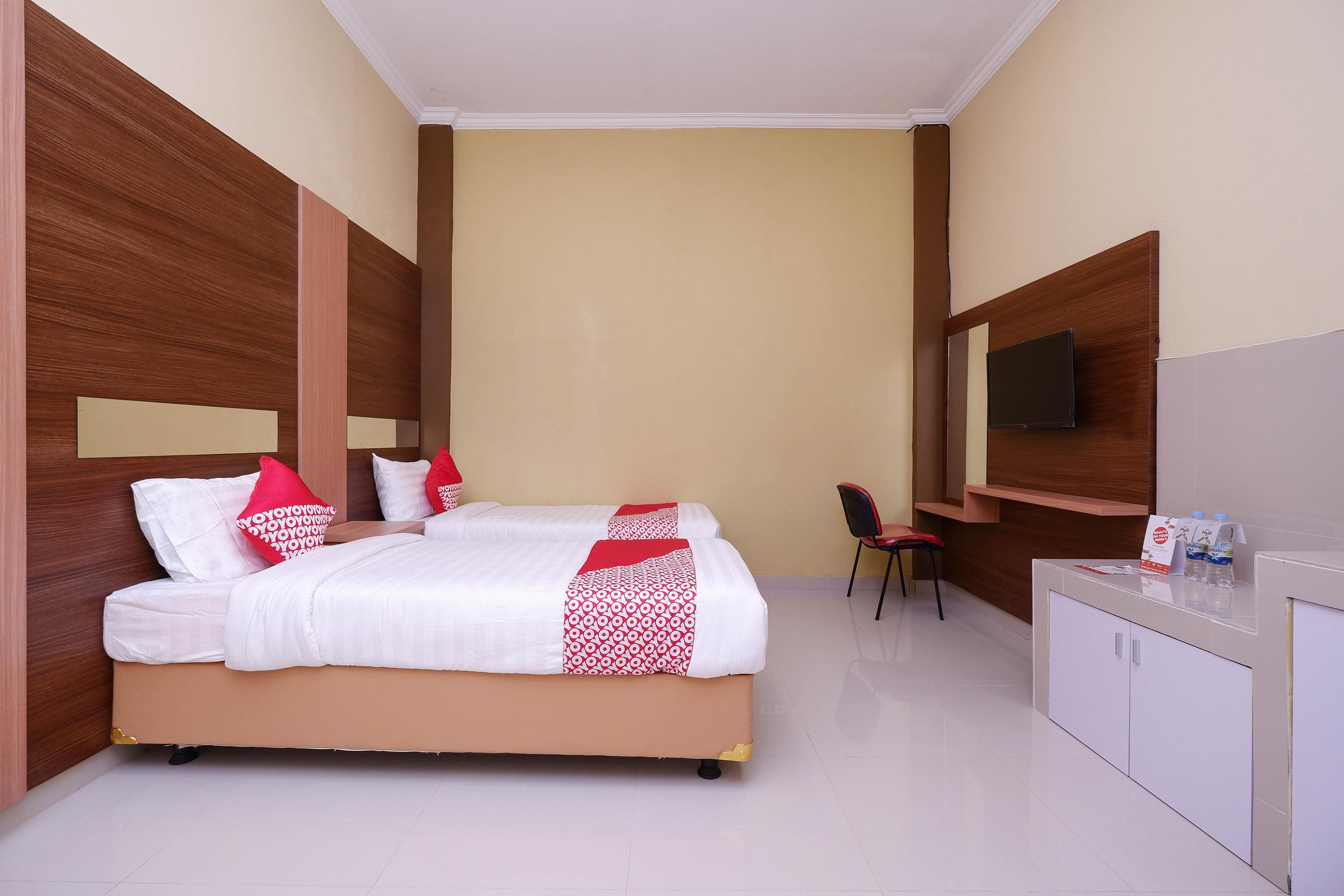 Super Oyo 1506 Shabrina 2 Syariah Hotel Surakarta  Exterior photo